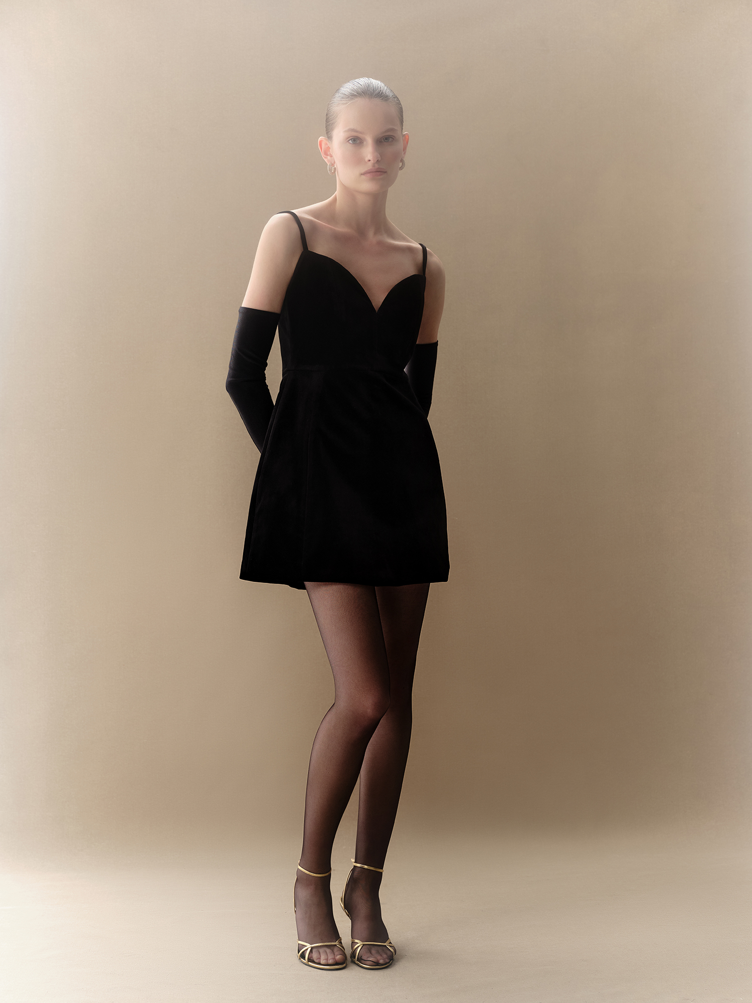 Платье Black Velvet от Present & Simple