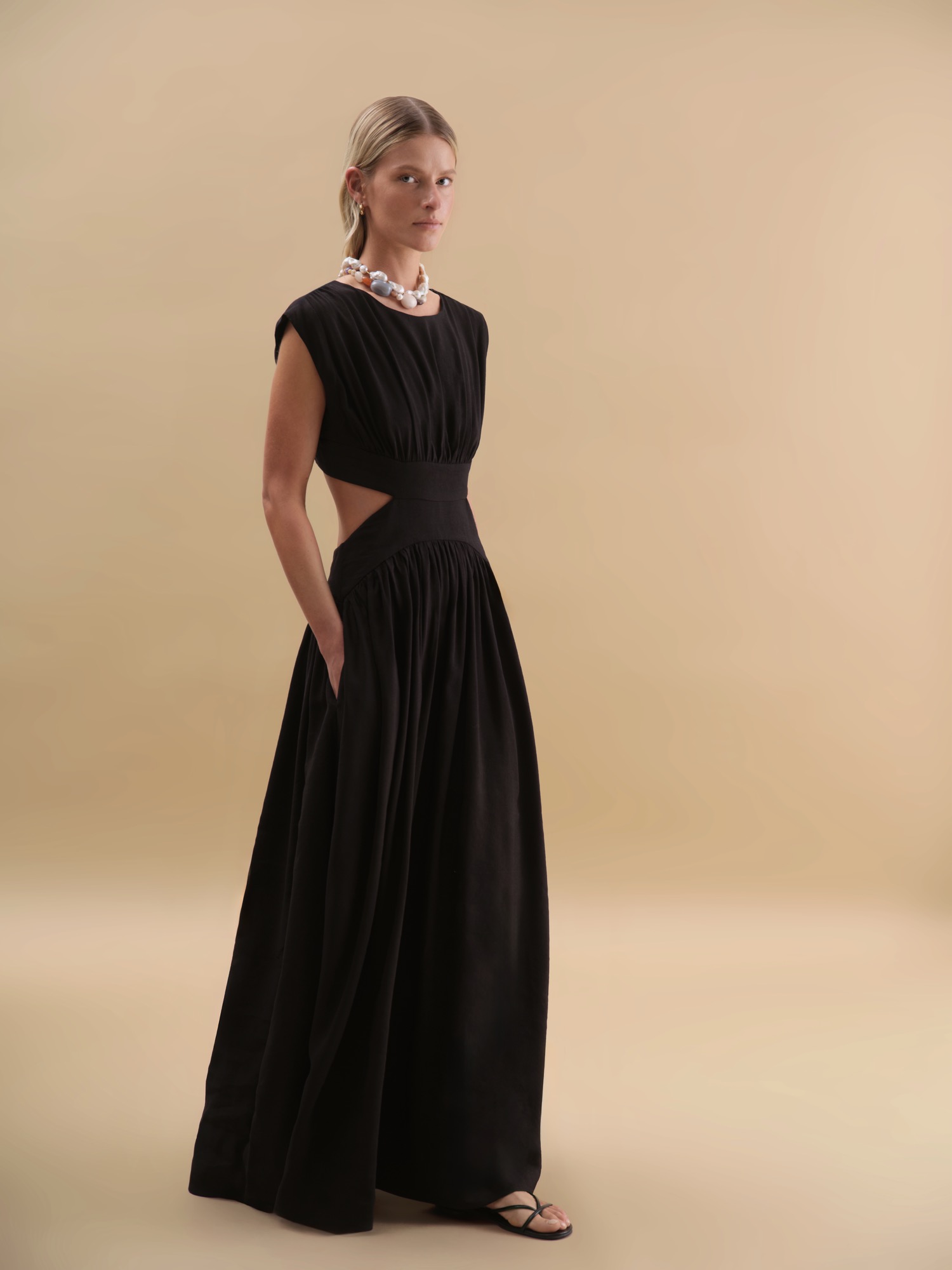 

Платье Sandra от Present & Simple, Черный